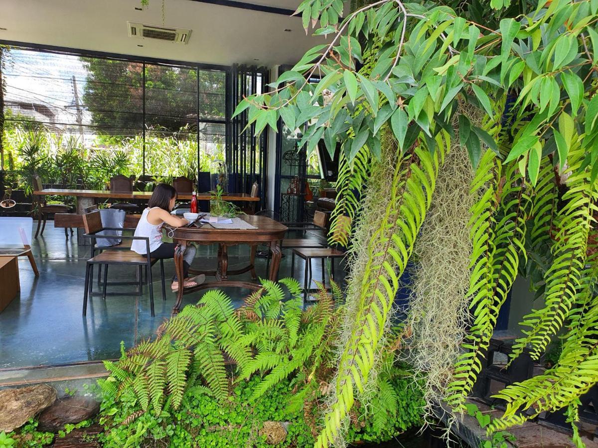The Wood Otel Surin Dış mekan fotoğraf