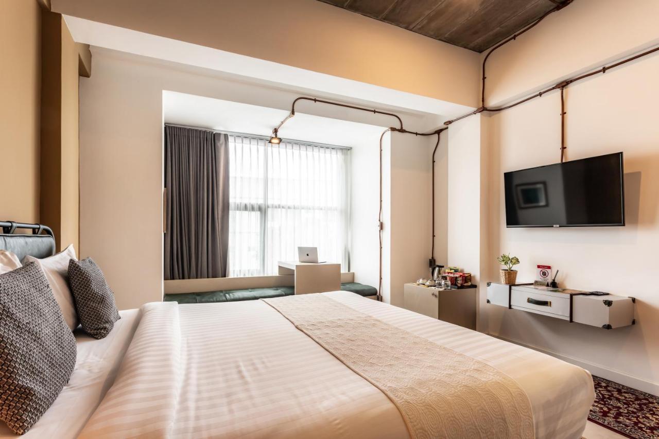 The Wood Otel Surin Dış mekan fotoğraf
